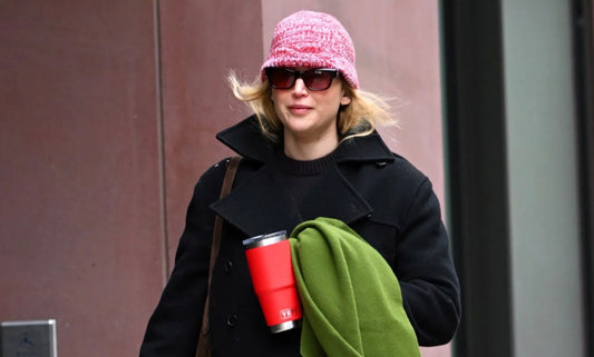Jennifer Lawrence’s Cashmere Sweater Look – How to Get It in New Zealand