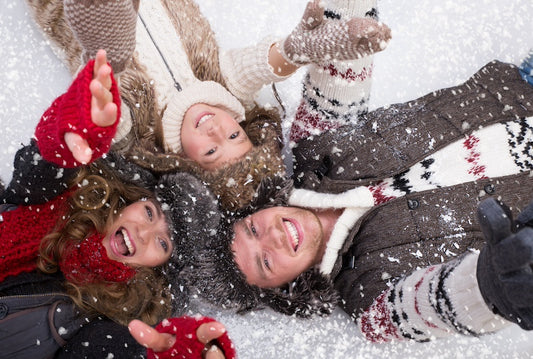Cozy Up in Style: Luxurious Cashmere Essentials for Kiwis Heading to Wintery Holidays