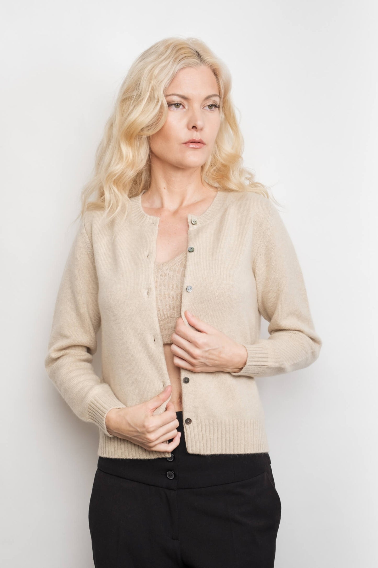 Heritage Golfer Cashmere Knitted Cardigan - Cream